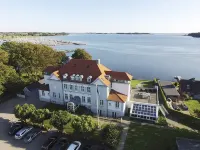 Sixtus Sinatur Hotel & Konference Hotels in Middelfart