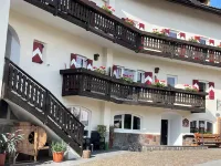 Residence Zum Rössl Hotels in Castello Molina di Fiemme