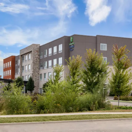 Holiday Inn Express & Suites MADISON WEST - MIDDLETON by IHG