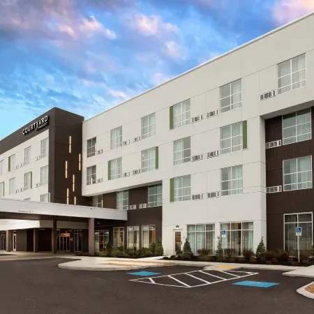 Courtyard Jonesboro