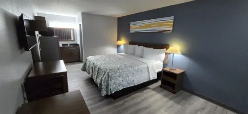 HomeTowne Studios LaGrange Hotels in Troup County