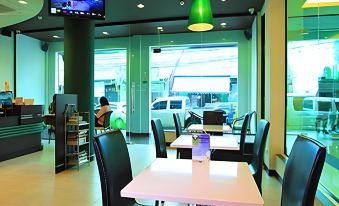 Wungnoy Hotel