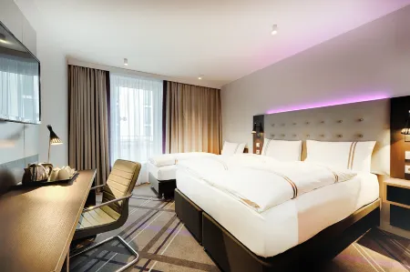 Premier Inn Hamburg City Klostertor Отели рядом с достопримечательностью «Chinesisches Teehaus»