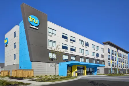 梅森國王島希爾頓Tru酒店