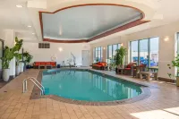 Comfort Inn & Suites Logan International Airport - Pools