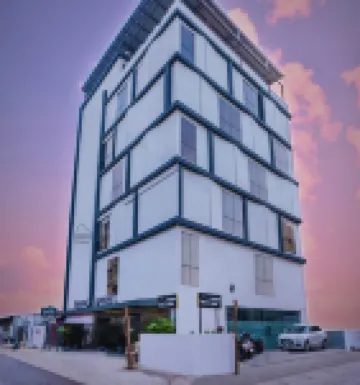 FabHotel Prime Cloud 5 Studios