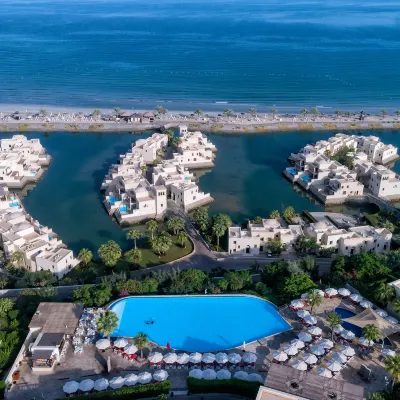 منتجع الكوف روتانا Hotels near مسجد العبدولي