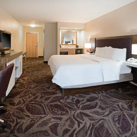 Hampton Inn & Suites Bremerton