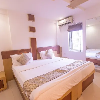 The Nines Business Hotel Các khách sạn gần Công viên JP