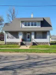House with 2 separate living areas