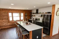 Private newly remodeled cabin on 10 acres next to the tiffin river Hotels in Fulton County