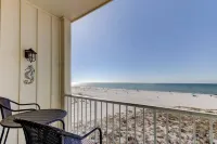 #4- HOLIDAY SALE! 2 BR BEACHFRONT condo!! King Bed!