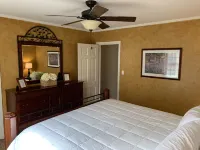 Charming and Cozy Stone Cottage Near Tulsa Expo Square and Downtown