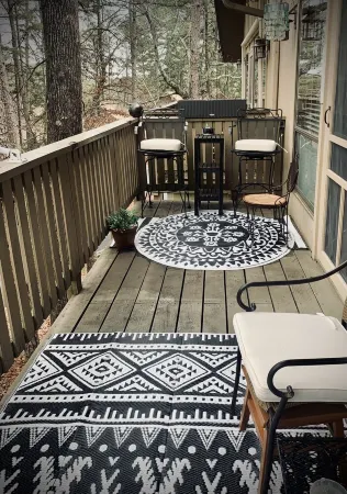 The Poolside Villa- 2Queen Bd, Lake Keowee, Golf,Hike,Waterfalls, Near Clemson,