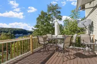 Victorian 4BR/2BA Modern Home