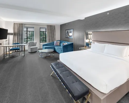 Tulsa Club Hotel, Curio Collection by Hilton Hotels near Anderson Park