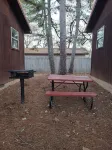 Charming Rustic Retreat - Hot Tub - Pool - Coffee - Fire Pit - 1 mile from SDC!