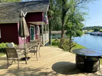 Excellent FingerLakes- Owasco Lake Waterfront Vacation Home-Kayakers Paradise!!