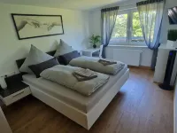 Gemütliches Ferienhaus am Hennesee mit Terrasse und Ausblick in die Natur