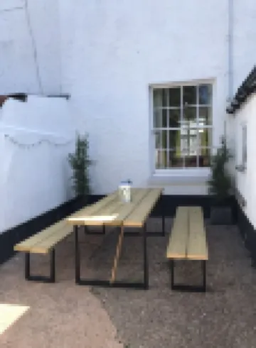 Huge 5 bed Grade II listed home in heart of town great easy parking for  4 cars Hoteles en Exmouth