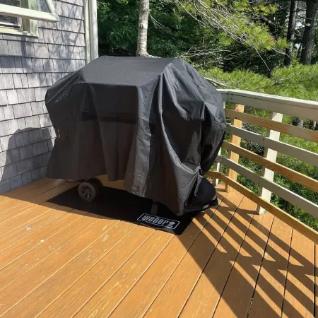 Blue Lobster! 2-Br/1.5 BA with Heat, AC, Deck and Seasonal Dock in Harpswell