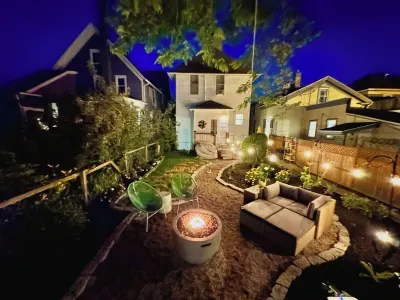 LUX Uptown Escape - The Trester Các khách sạn gần Dumper Dan's Fishing and Lodging