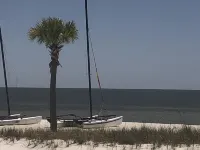Relaxing Beach Condo with a Pool