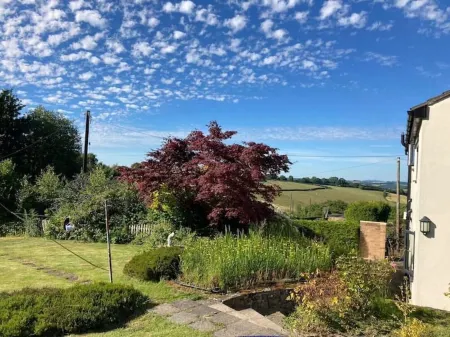 The Funky Pigsty-An adventure pet friendly paradise, Situated in the Wye Valley!