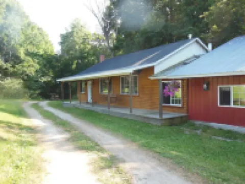 Country Cabin In The Heart Of Amish Country In Scenic Valley Near Canton, MN Hotels in Fillmore County