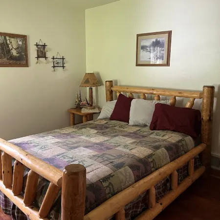 Nice Cape Cod home near the Mississippi River (Scenic River Inn)