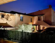 Detached house |50 m from Capelan beach |Climatised |Parking |Private garden