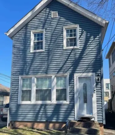 Historic Gem Entire Home Mins 2 Mrkt, Dwntwn, & Trails,  2 King Beds, Arcade Отели рядом с достопримечательностью «Зал славы рок-н-ролла»