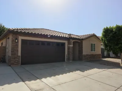 Beaux in the Desert- a desert oasis