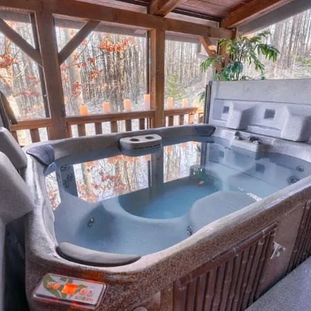 Private Wooded Cabin - Hot Tub Room - Near Trails