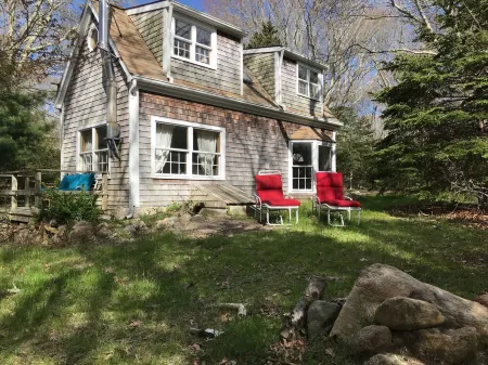 Lambert's Cove Beach Getaway - NEW LISTING Private Beach Access!