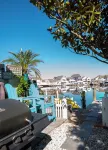 Waterfront Sky Villa • 2nd FL • 2/3Br 2.5BTH • Jacuzzi Dock Kayaks Arcade Beach