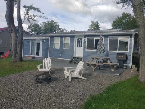 Cottage at Weller Island