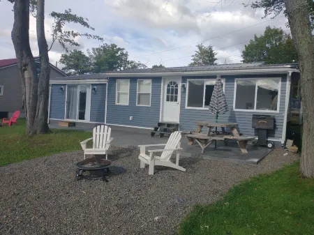Cottage at Weller Island