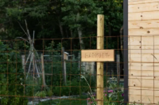 Winthrop Basecamp-new trailside vacation home 15 min walk to downtown!