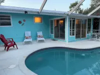 Coco NoKo cozy beach cottage + Swimming pool! Golf cart and pet friendly! - Pools