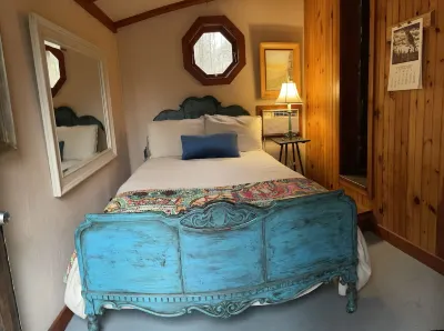 Cabin by The Creek Located Minutes From New River Gorge National Park Hotels in der Nähe von New River Gorge
