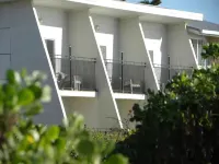 Classic Suite with Beach Views