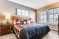 New Listing Steps from the lifts, Multiple Hot tubs/Play Pool
