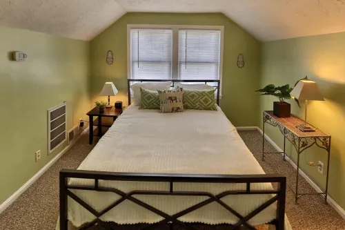 Sky cozy apartment with rooftop views