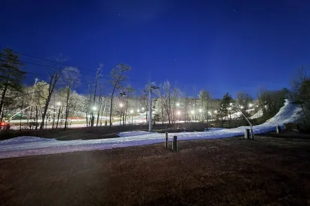 Condo at Bryce Resort Отели в г. Басай