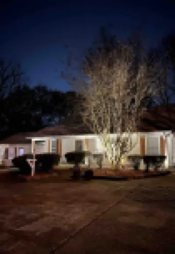 Luxury home, minutes from MSU campus