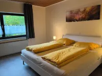Large  House 240 Sqm, Centrally Located, Eifel National Park, Hiking Trails - Wi-Fi