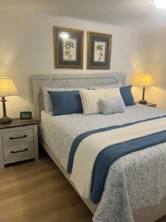 Tranquil Lakeside Waterfall Retreat-Leaf Season Is Here