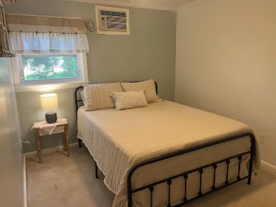 The Cottage at Steve’s Farm in Walnut Hill Fl