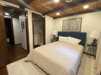 Secluded on a 6 acre ridge! 1 mile from Roaring River. Quiet and serene